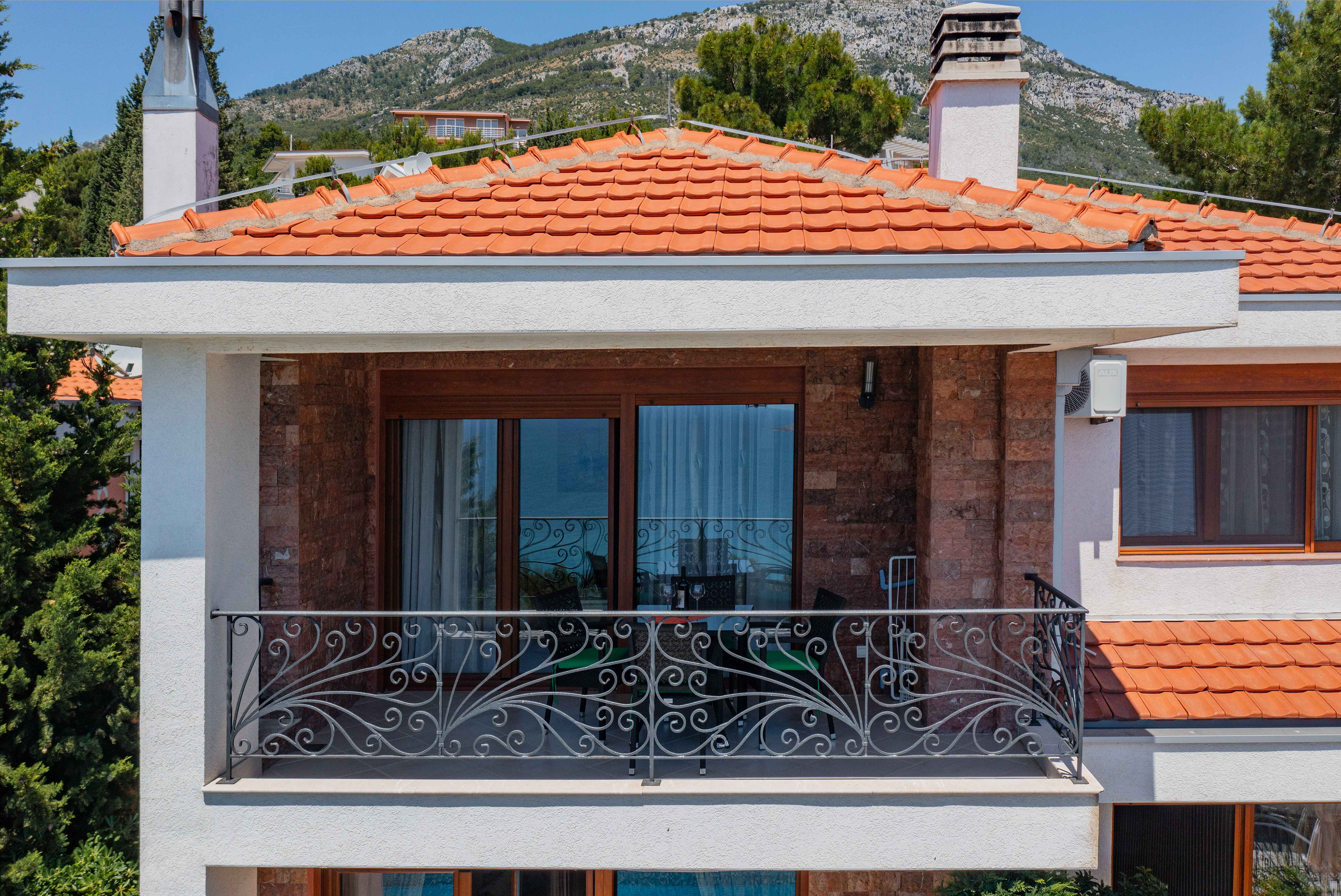 Wunderschönes Haus mit Meerblick und Pool zu verkaufen